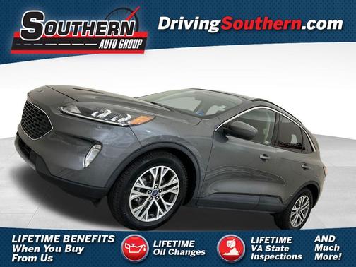 Gray Metallic 2022 Ford Escape SEL