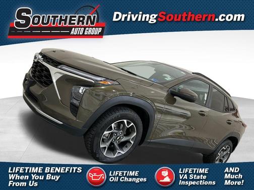 Harvest Gold / Bronze 2024 Chevrolet Trax LT