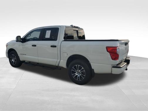 Glacier White 2024 Nissan Titan SV