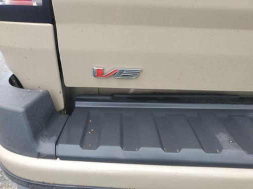 Desert Sand Metallic 2022 GMC Canyon AT4 w/Leather