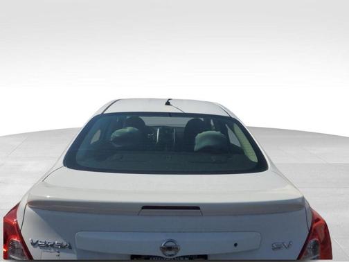 2015 Nissan Versa 1.6 SV