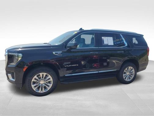 Onyx Black 2024 GMC Yukon SLT