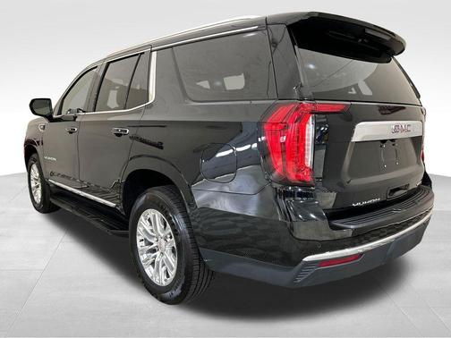Onyx Black 2024 GMC Yukon SLT
