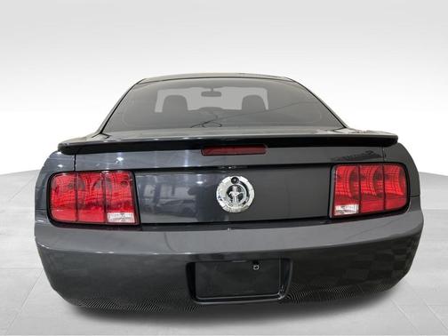 2007 Ford Mustang Premium