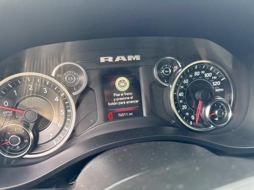 Bright White Clearcoat 2023 RAM 1500 Big Horn