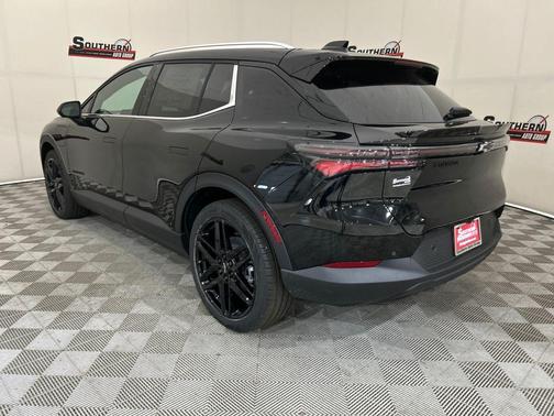 2026 Chevrolet Equinox EV LT 2