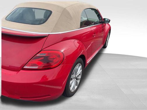 2013 Volkswagen Beetle 2.0L TDI