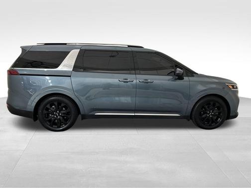 2023 Kia Carnival SX Prestige