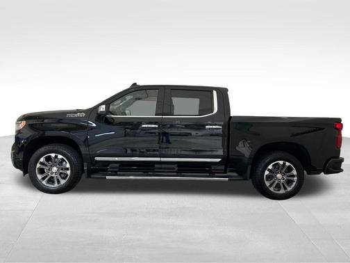 Black 2025 Chevrolet Silverado 1500 High Country