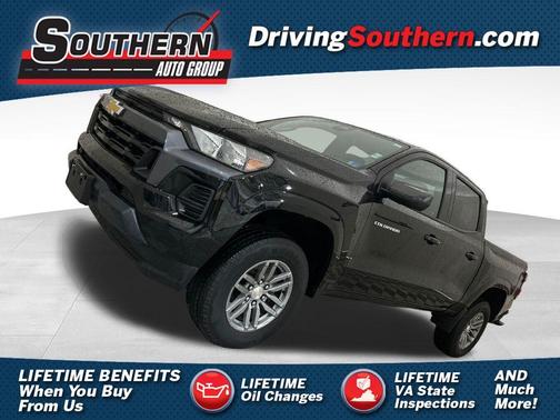 Black 2024 Chevrolet Colorado LT