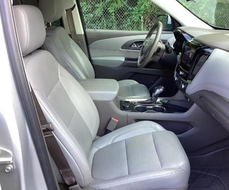 2021 Chevrolet Traverse Premier