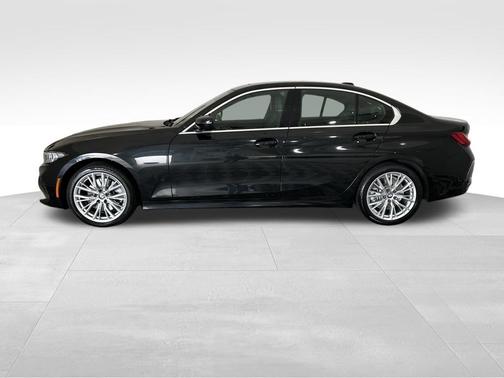 2024 BMW 330 i xDrive