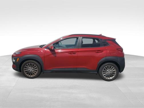 2021 Hyundai KONA SEL Plus