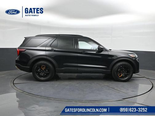 Agate Black Metallic 2026 Ford Explorer Tremor