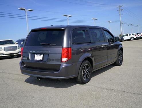 2017 Dodge Grand Caravan SE
