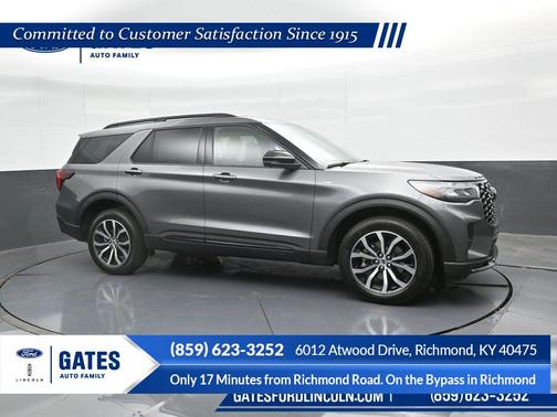 2025 Ford Explorer ST-Line