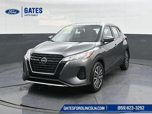 Gun Metallic 2024 Nissan Kicks SV