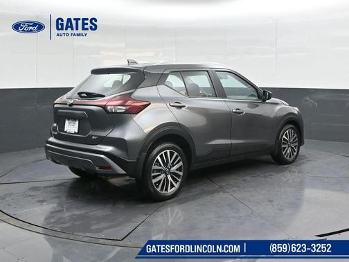 Gun Metallic 2024 Nissan Kicks SV