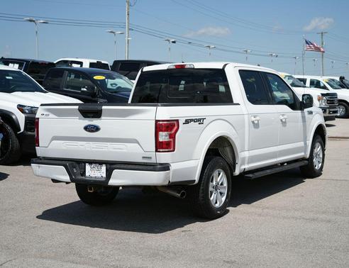 Oxford White 2019 Ford F-150 XLT