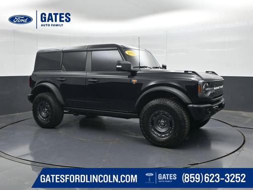 Shadow Black 2025 Ford Bronco Badlands