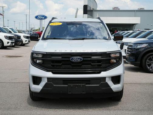Silver Metallic 2025 Ford Expedition Active