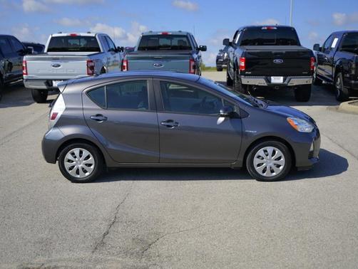 2014 Toyota Prius c Four