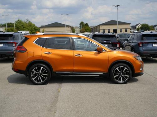 2017 Nissan Rogue SL