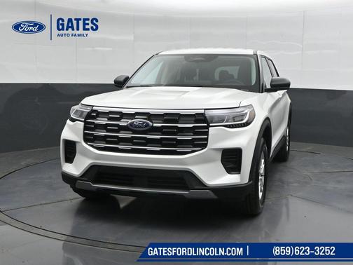 Star White Metallic Tri-Coat 2026 Ford Explorer Active