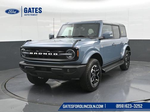 2025 Ford Bronco Outer Banks