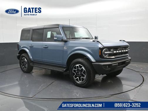 2025 Ford Bronco Outer Banks