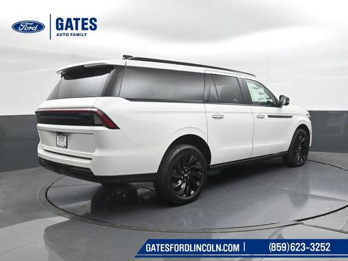 2025 Lincoln Navigator Reserve