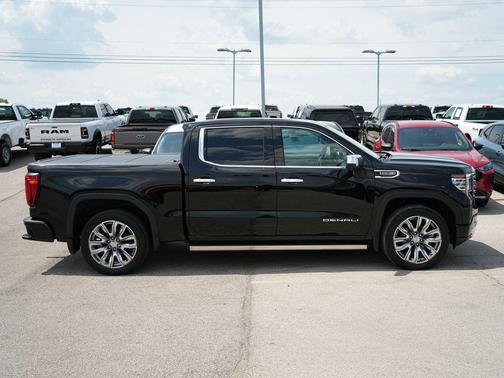 Onyx Black 2023 GMC Sierra 1500 Denali