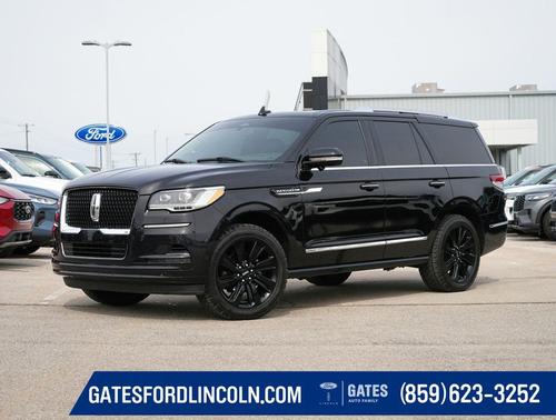 Infinite Black Metallic Clearcoat 2023 Lincoln Navigator Reserve