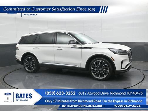 Pristine White Metallic Tri-Coat 2026 Lincoln Aviator Reserve AWD SUV