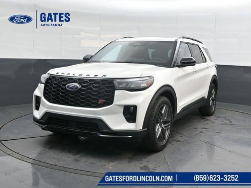 Star White Metallic Tri-Coat 2026 Ford Explorer ST