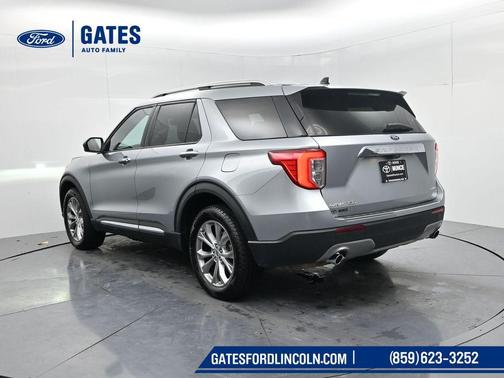 Silver Metallic 2023 Ford Explorer Limited
