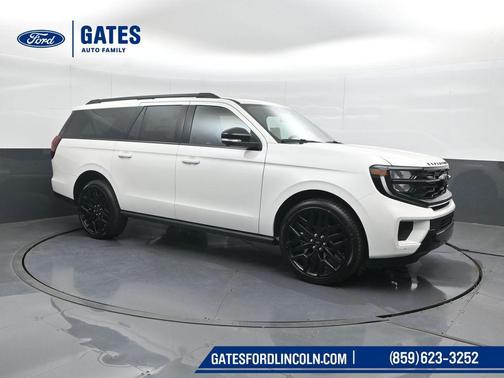 Star White Metallic Tri-Coat 2026 Ford Expedition Max Platinum