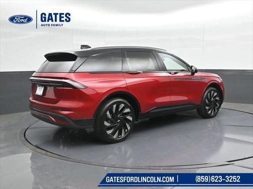 2025 Lincoln Nautilus Reserve