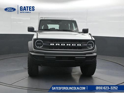Avalanche Gray 2026 Ford Bronco Base