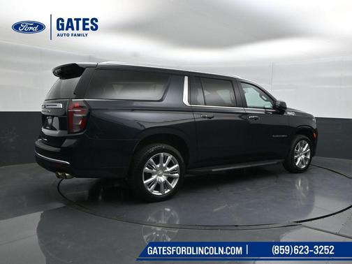 Dark Ash Metallic 2022 Chevrolet Suburban 4WD High Country
