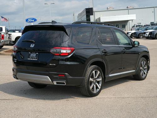 Crystal Black Pearl 2023 Honda Pilot AWD Elite