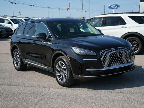 Infinite Black Metallic Clearcoat 2023 Lincoln Corsair Standard
