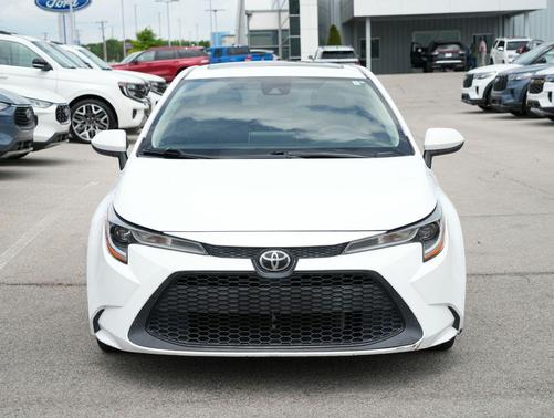 White 2020 Toyota Corolla LE