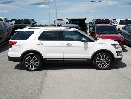 White Platinum Clearcoat Metallic 2017 Ford Explorer Platinum
