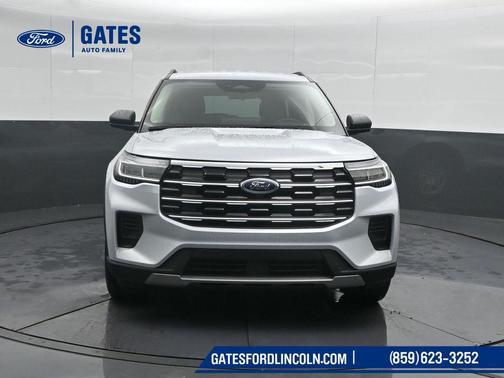 Space White Metallic 2026 Ford Explorer Active