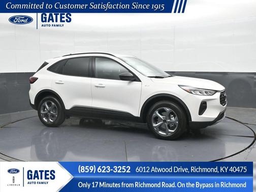 Star White Metallic Tri-Coat 2025 Ford Escape ST-Line SUV