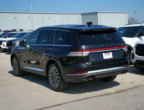 Infinite Black Metallic 2020 Lincoln Aviator Reserve AWD
