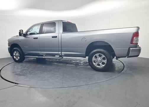 Billet Silver Metallic Clearcoat 2024 RAM 3500 Big Horn Crew Cab 4x4 8' Box