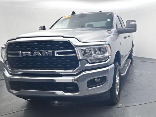 Billet Silver Metallic Clearcoat 2024 RAM 3500 Big Horn Crew Cab 4x4 8' Box