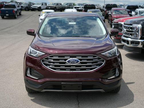 Burgundy Velvet Metallic Tinted Clearcoat 2022 Ford Edge SEL